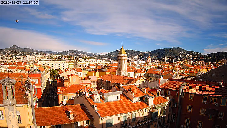 en/france/provence-alpes-cote-d-azur/rooftops-of-vieux-nice-cte-d-azur